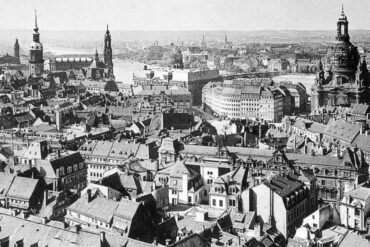 Gamlebyen i Dresden, sett fra Rådhustårnet (c.1910)