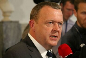 Den Korte Avis | Så faldt hammeren: Lars Løkke og Moderaterne har fået en række alvorlige påbud fra Arbejdstilsynet