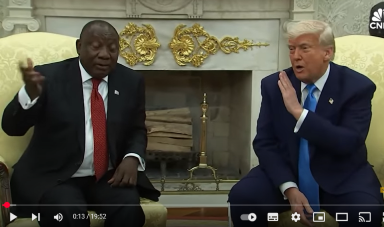 Den Korte Avis | Her er baggrunden for, at Donald Trump siger, at der i Sydafrika foregår massedrab på hvide farmere