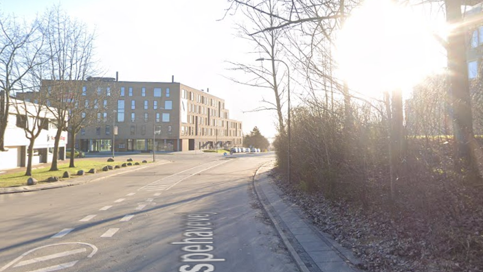 Den Korte Avis | Stak af til Tyrkiet: 32-årig mand påkørte kvinde og sparkede hende i hovedet og forsøgte derpå at myrde en mand – nu er han hentet til Danmark