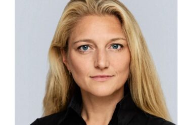 Den Korte Avis | Zenia Stampe er bekymret – mener ikke, at beboerne på Kærshovedgård får kalorier nok og har nu bragt sagen op på ministerplan