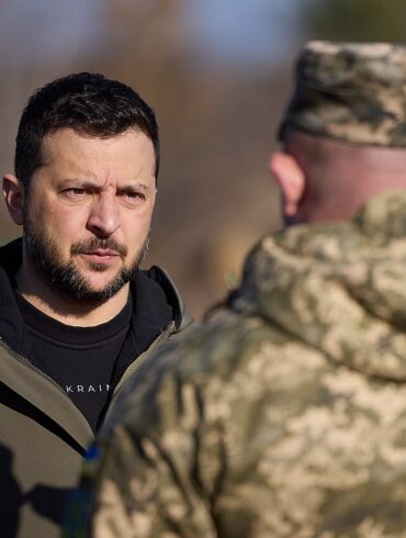 Zelenskyj advarer om sikkerheds­risici ved sejrs­paraden i Moskva den 9. maj