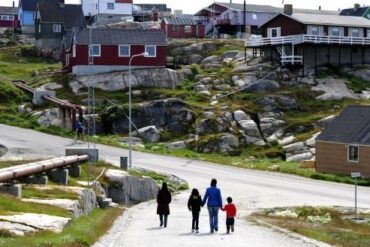 Den Korte Avis | Behov for reformer og investeringer i Grønland