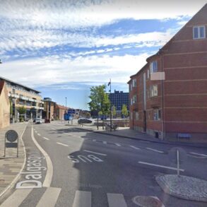 Den Korte Avis | De var to om at dræbe hende – det mener politiet, som nu har anholdt og sigtet to mænd for drabet på en 21-årig kvinde i Herning