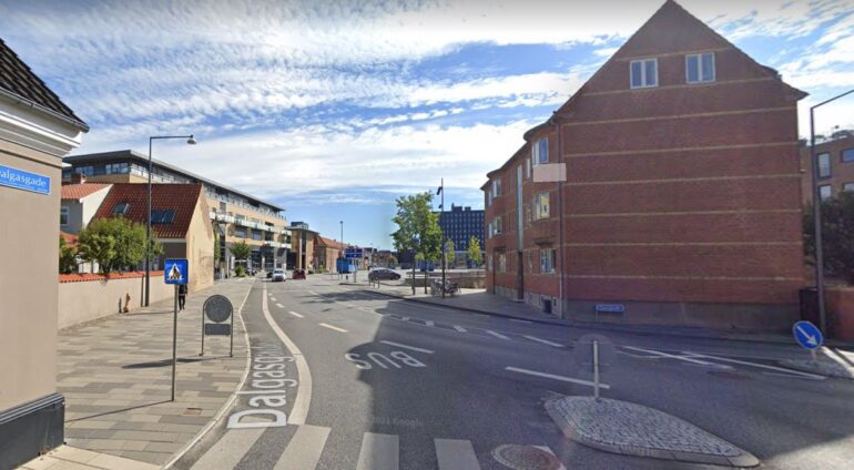 Den Korte Avis | De var to om at dræbe hende – det mener politiet, som nu har anholdt og sigtet to mænd for drabet på en 21-årig kvinde i Herning