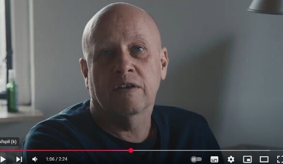 Den Korte Avis | NY FILM: Er det i orden bare at tage de penge, man synes, man er berettiget til og stikke af med kassen? Uanset svaret, var det, hvad kunstneren Jens Haaning gjorde