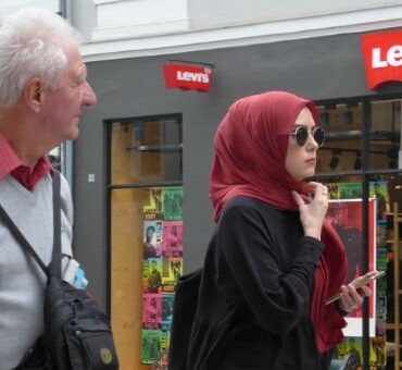 Den Korte Avis | Over tredive tusinde efterkommere af ikke-vestlige indvandrere er nu registeret som etniske danskere – blandt dem over to hundrede tyrkere