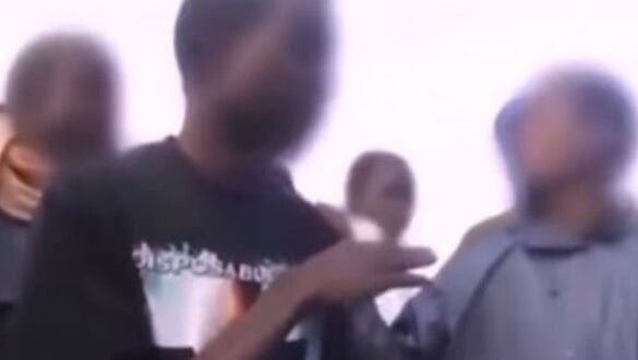 Den Korte Avis | Syv gange har 28-årig kriminel somalier fået en advarsel om at blive udvist af Danmark, men han er her stadig