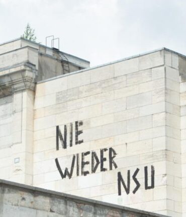 Nie wieder? – Snaphanen.dk