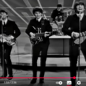 Ringo Starr fra The Beatles fylder 85 år – hør “I Want To Hold Your Hand” og “Yellow Submarine”