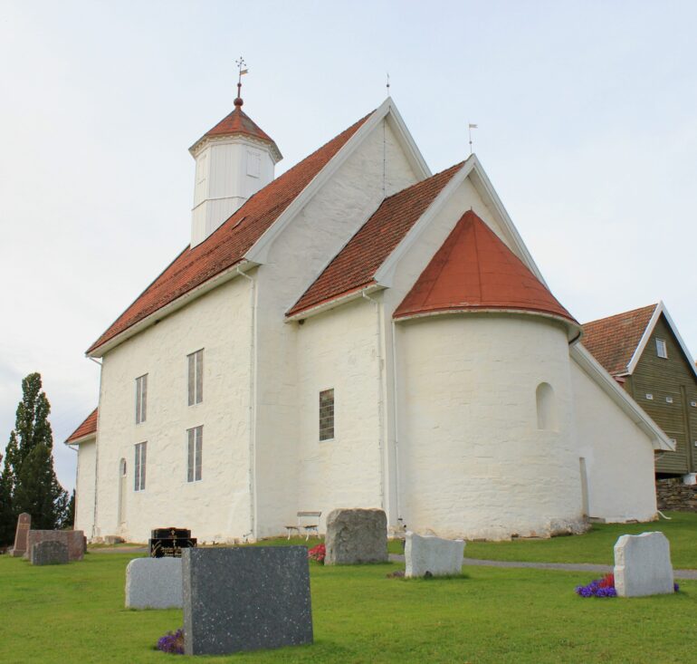 Balke kirke (c.1170).