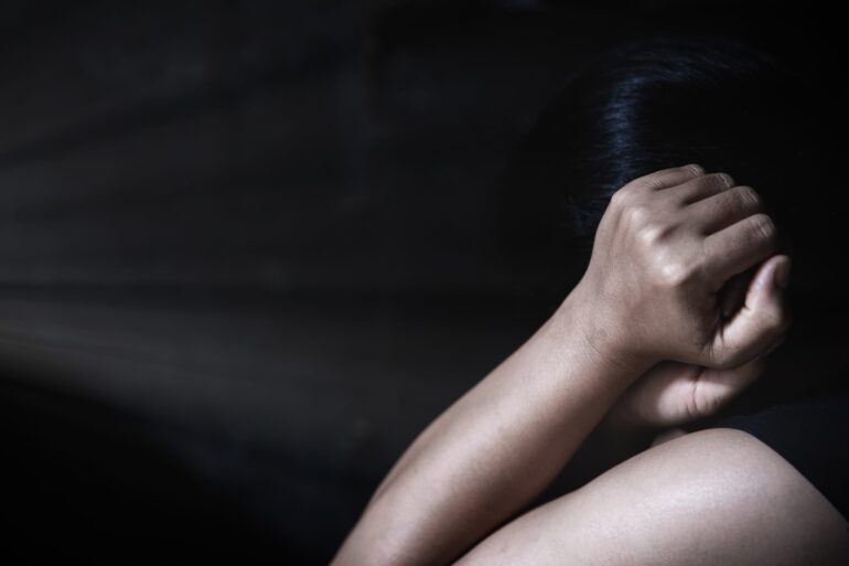 Den Korte Avis | Bortførte og voldtog en 16-årig pige flere gange under bortførelsen – slap med fængsel i tre år og ni måneder