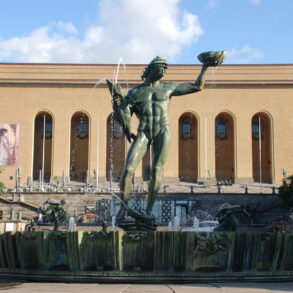 Poseidon-fontenen på Götaplatsen i Göteborg (1931).