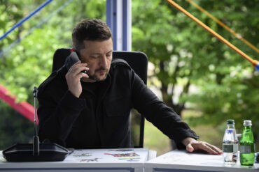 Ukraine er på vej ned ad bakke, parat til at afgive territorium