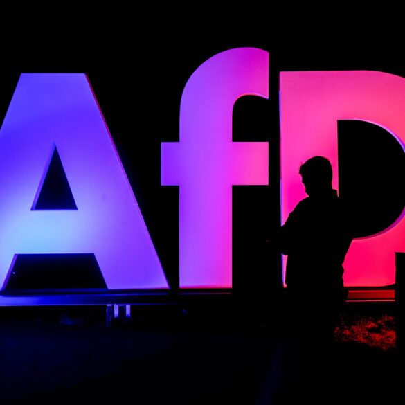 AfD bliver smidt ud af sit hovedkvarter