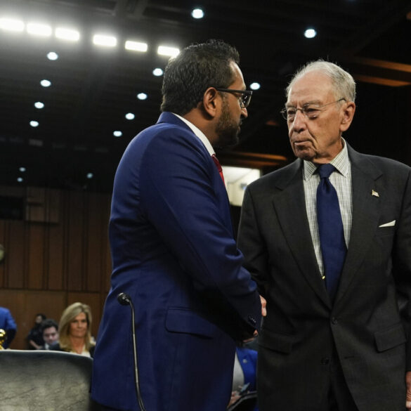 Biden overvågede 100 republikanske organisationer og Turning Point USA