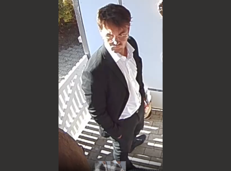 Den Korte Avis | Her er et af de ‘bankbude’, som politiet jager for at svindle ældre mennesker med modbydelig løgn