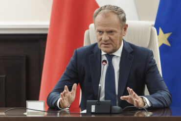 Tusk opfordrer til aktivering af artikel 4 i Atlanterhavspagten