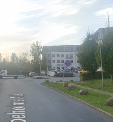 Den Korte Avis | 62-årig mand i kritisk tilstand: Ville hjælpe kvinde og blev påkørt af hendes voldsmand og trampet i ansigtet – på arabisk råbte han luder