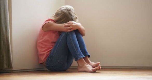 Den Korte Avis | Indvandrerdrenge dømt for at brænde 12-årig pige og tvinge hende til oralsex i solarie