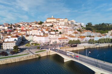Den Korte Avis | Politiet giver aldrig op: Et 30-årigt bandemedlem udleveret fra Portugal er nu anholdt og sigtet for indsmugling af pistoler i 2019
