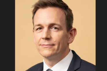 Den Korte Avis | Udlændingeminister Rasmus Stoklund har fået nok: Når Institut for Menneskerettigheder årligt modtager millionbeløb, må man forvente ærlighed, lyder det fra ministeren