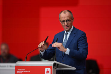 Den tyske kansler Friedrich Merz erklærer offensiv krig mod AfD