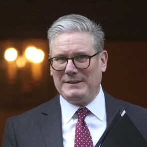 Kina havde direkte adgang til den britiske regerings informationsstrøm