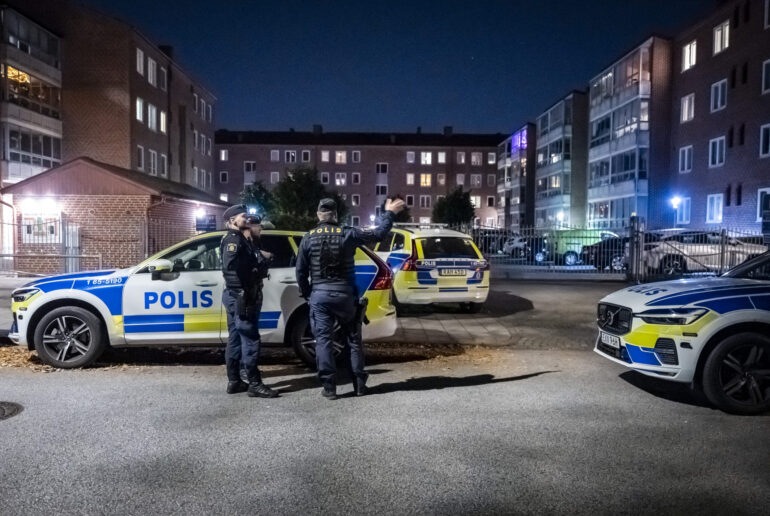 Stærke reaktioner efter drab ved skole i Malmø