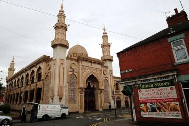 Jame Masjid-moskeen i Leicester. Omkring 23,5 procent af byens befolkning er muslimer ifølge folketællingen i 2021.