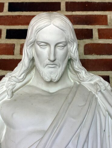 Antikristen dommer forhindrer mor i USA i at tage sin datter med i kirke