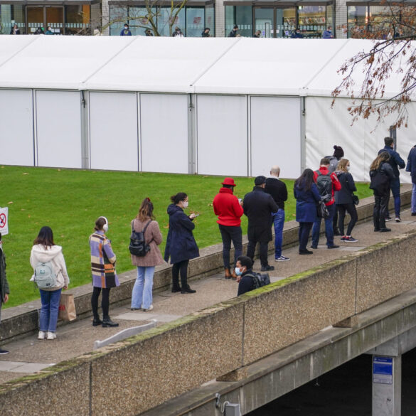 Data, der kunne afsløre, om COVID-vacciner har ført til over­dødelighed, tilbage­holdes