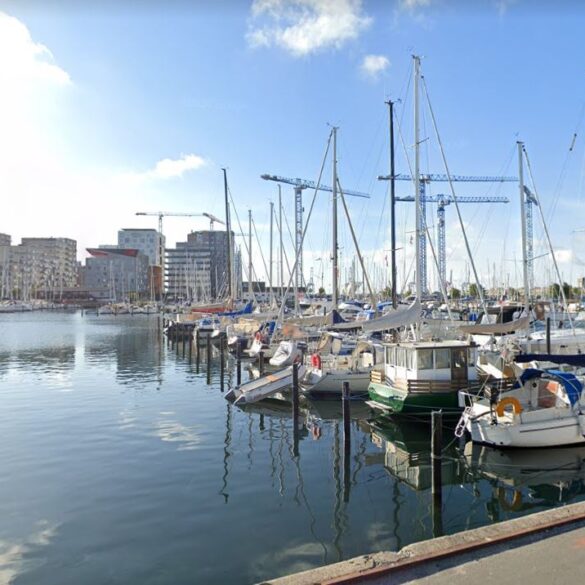 Den Korte Avis | Drømmen om en hurtig million led et knæk på Færgevej i Aarhus – i stedet for et liv i luksus kan to mænd nu se frem til en tur bag tremmer