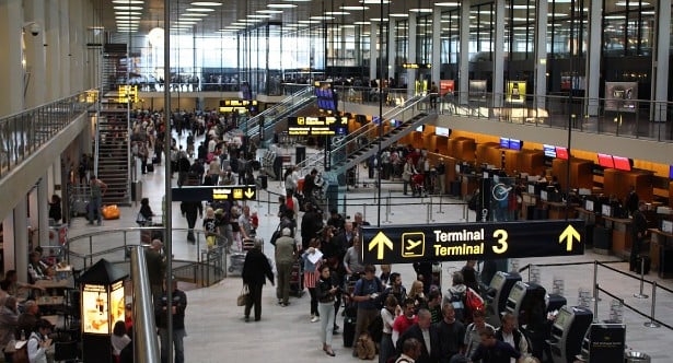 Den Korte Avis | Flere rejsende end nogensinde i Københavns Lufthavn