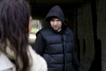 Den Korte Avis | Hun vågnede ved at en mand om natten stod og holdt hende fast i sengen – Nordjyllands Politi søger vidner til groft voldtægtsforsøg