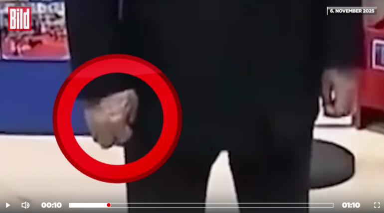 Den Korte Avis | Opsigtsvækkende videooptagelser: Putin har tilsyneladende problemer med at styre både sine ben og sin hånd