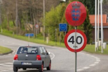 Den Korte Avis | To afghanere forsøgte at komme ind i Danmark som tyrkiske statsborgere – men i grænsekontrollen opstod der et lille problem