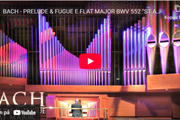 Mellemspil – Bach: Preludium og fuge i Ess-dur, utgitt 1739.