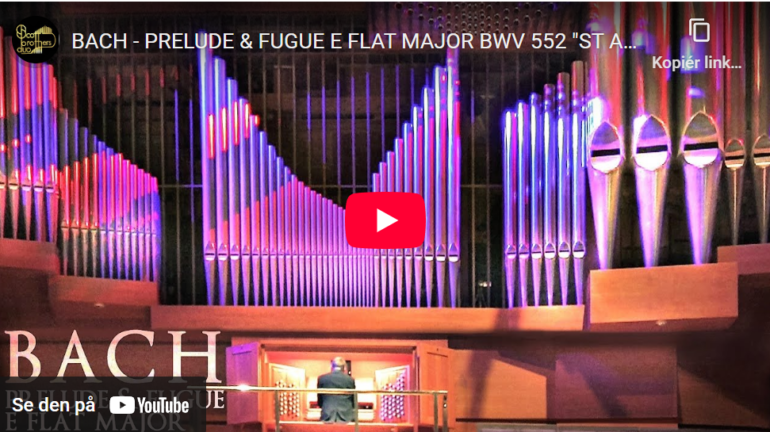 Mellemspil – Bach: Preludium og fuge i Ess-dur, utgitt 1739.