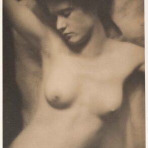 Torso (1907).