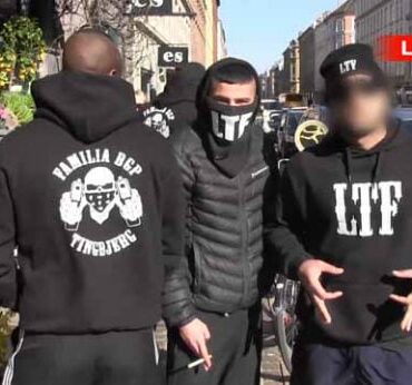 Den Korte Avis | 11 mænd anholdt for hvidvask af millioner – flere havde tilknytning til indvandrerbande