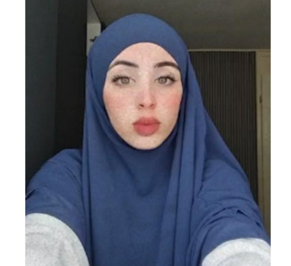 Den Korte Avis | 18-årig ville ikke gå med det islamiske tørklæde: Nu er faderen og to brødre anklaget for at myrde hende på bestialsk vis – flere æredrab i Holland