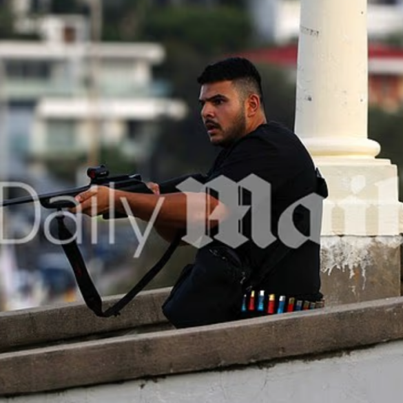 Den Korte Avis | Australien: 16 døde i terror mod jøder – her er den ene formodede gerningsmand, der mistænkes for forbindelse til Islamisk stat