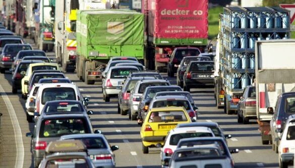 Den Korte Avis | Efterslæb i milliardklassen: Danmarks transportinfrastruktur mangler en plan og et fokus på bæredygtighed viser ny rapport