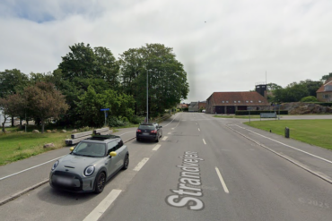 Den Korte Avis | Vanvidsbilist på Bornholm: 39-årig kørte så vildt, at politibil forulykkede