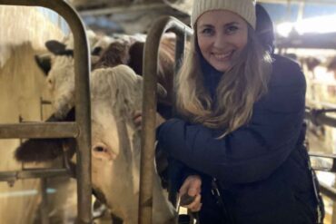 En landmand får kun 1,50 NOK for et 5-kroners æg – nu tager Bjørn Tore og Nora kampen mod fødevareindustrien