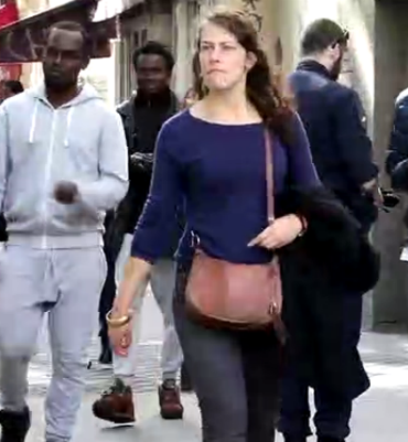 Den Korte Avis | 16-årig pige advarede mod antisemitismen på TikTok og blev forfulgt – mange jøder blive forsøgt identificeret, så de kan chikaneres