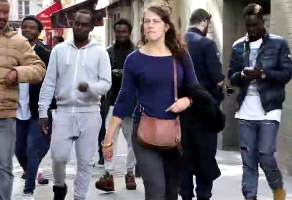 Den Korte Avis | 16-årig pige advarede mod antisemitismen på TikTok og blev forfulgt – mange jøder blive forsøgt identificeret, så de kan chikaneres