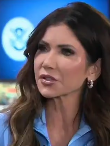 Den Korte Avis | 37-årig mand skudt og dræbt af græsepoliti i Minneapolis – minister vil ikke svare på, om han var afvæbnet, da han blev skudt