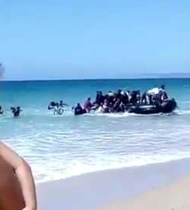 Den Korte Avis | Den spanske regering giver opholdstilladelse til over 500.000 illegale indvandrere – en del af dem kan bevæge sig mod Danmark